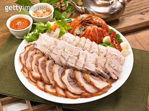 배달음식 중에서 가격 거품 제일 많이 꼈다고 생각하는 두개.jpg | 인스티즈