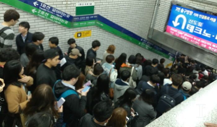 서울지하철 2호선에서 가장 이용객이 많은 지하철역 TOP10. JPG | 인스티즈