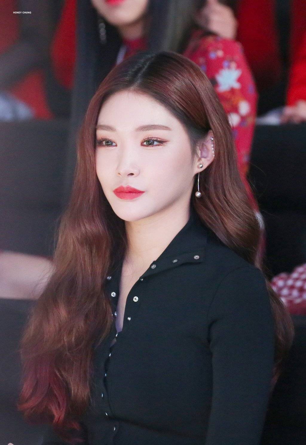 도도하게 입장하는 청하 | 인스티즈