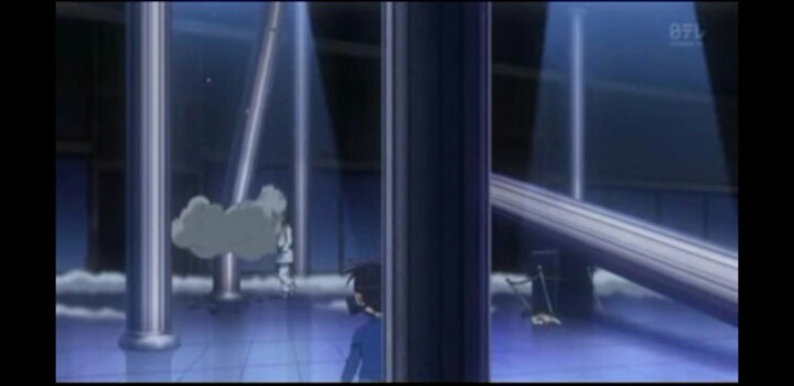 명탐정코난 세계관에서 싸움 제일 잘하는 인물 .jpg | 인스티즈