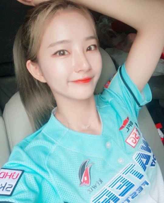 치어리더 김진아 | 인스티즈