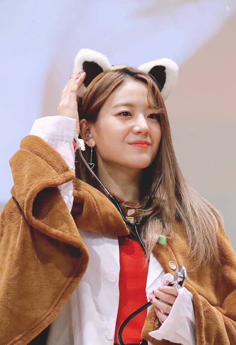 프로미스나인) 아침부터 어이없었지만 규리 생일이니까 기분좋게 장규리 | 인스티즈