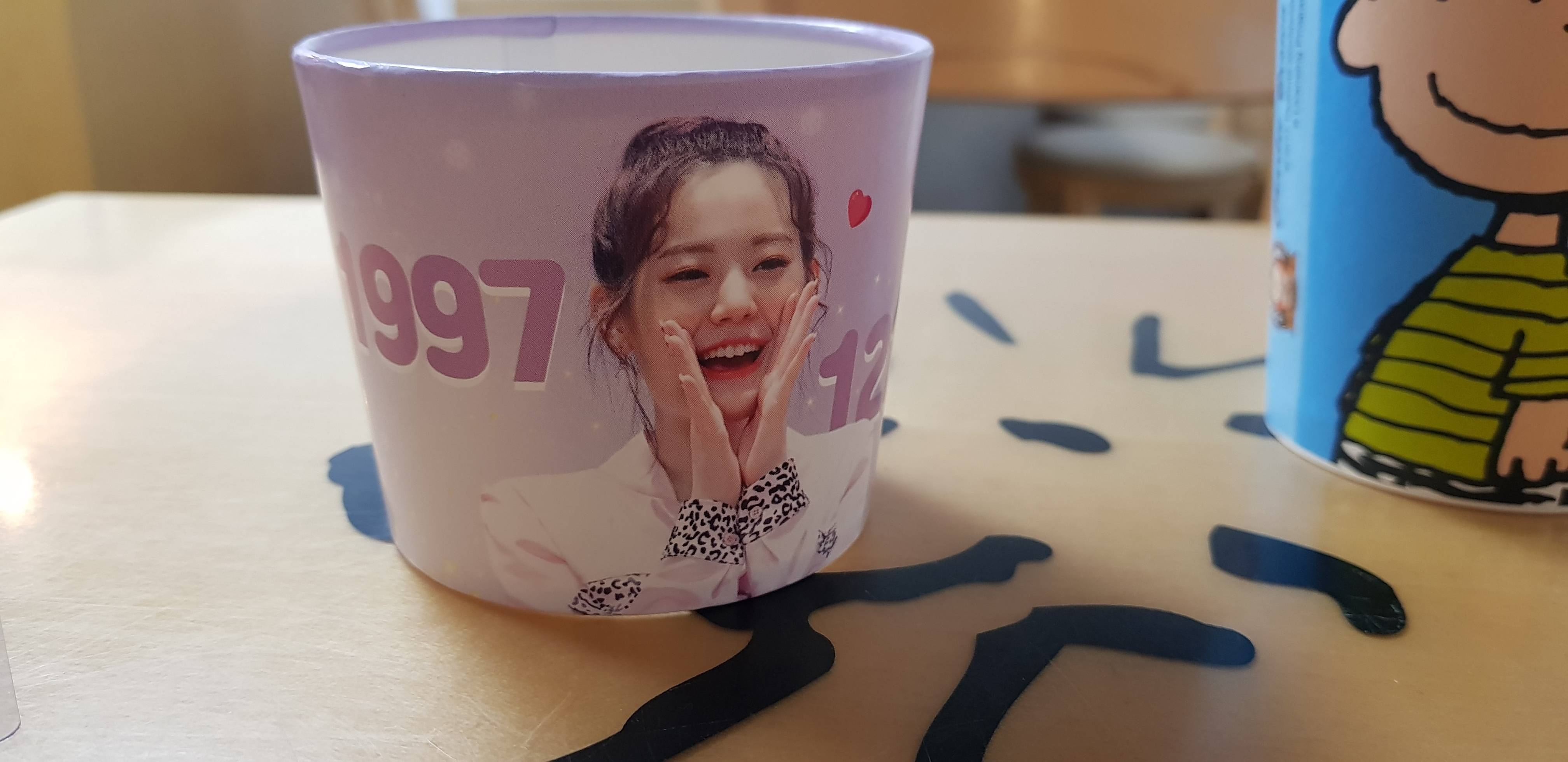 규리생일 컵홀더 포카를 받구와서 프로미스나인 규리 | 인스티즈