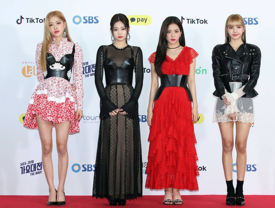 블랙핑크 2018 SBS 가요대전 레드카펫 | 인스티즈