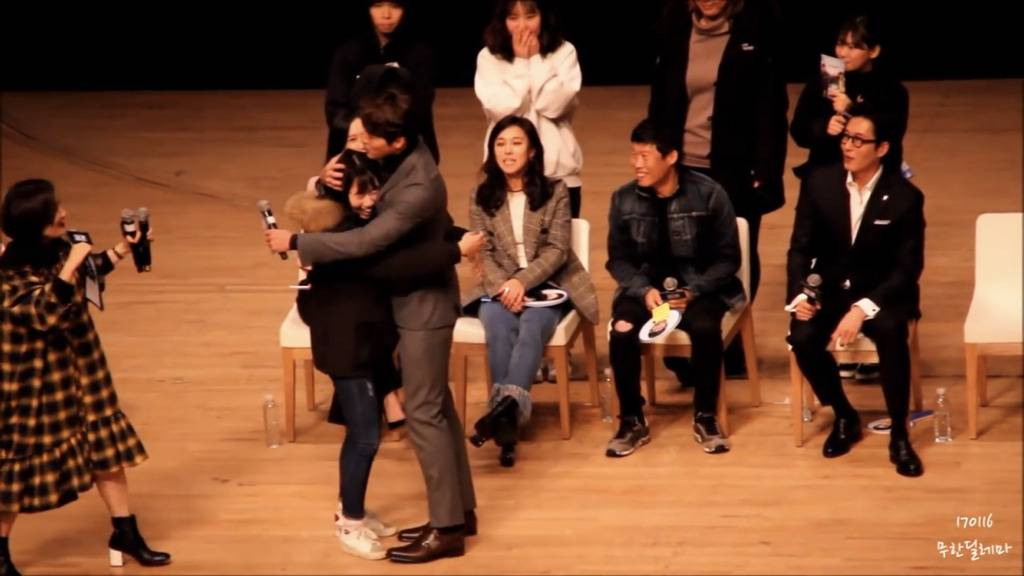 유해진 표정때문이라도 꼭 봐야하는 공조 쇼케이스 현빈 팬의 소원성취.jpg | 인스티즈