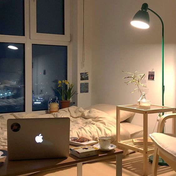 침실의 분위기 있는 조명 | 인스티즈