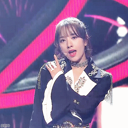 181228 가요대축제 우주소녀 부탁해.gif | 인스티즈