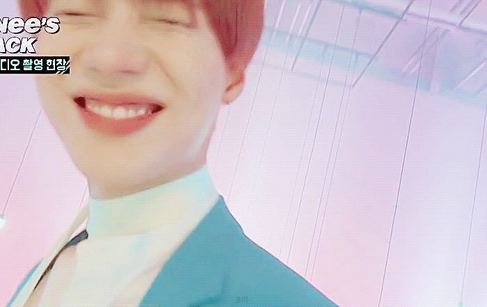 [샤이니] 눈웃음 치는 태민이.gif | 인스티즈
