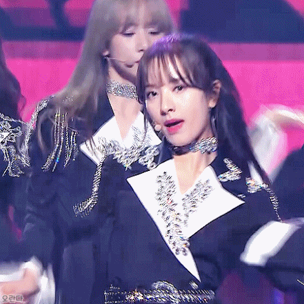 181228 가요대축제 우주소녀 부탁해.gif | 인스티즈