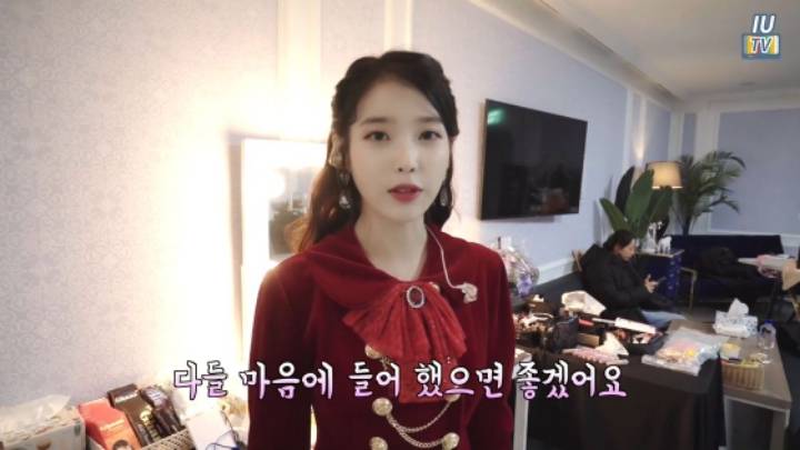 오늘자 트와이스 언급하는 아이유 ㄷㄷㄷ | 인스티즈