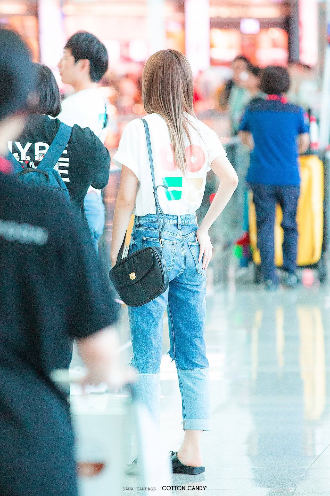 오늘이 생일인 트와이스 사나.jpgif | 인스티즈