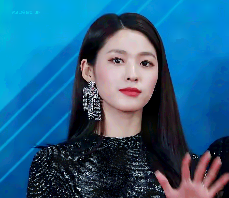 가요대축제 레드카펫 설현 | 인스티즈