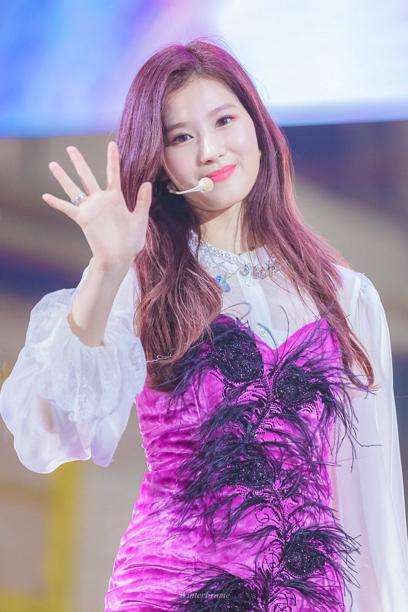 오늘 생일을 맞은 트와이스 사나.jpg | 인스티즈