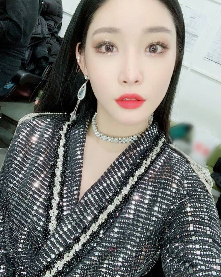 최근 청하 인스타 업뎃 | 인스티즈