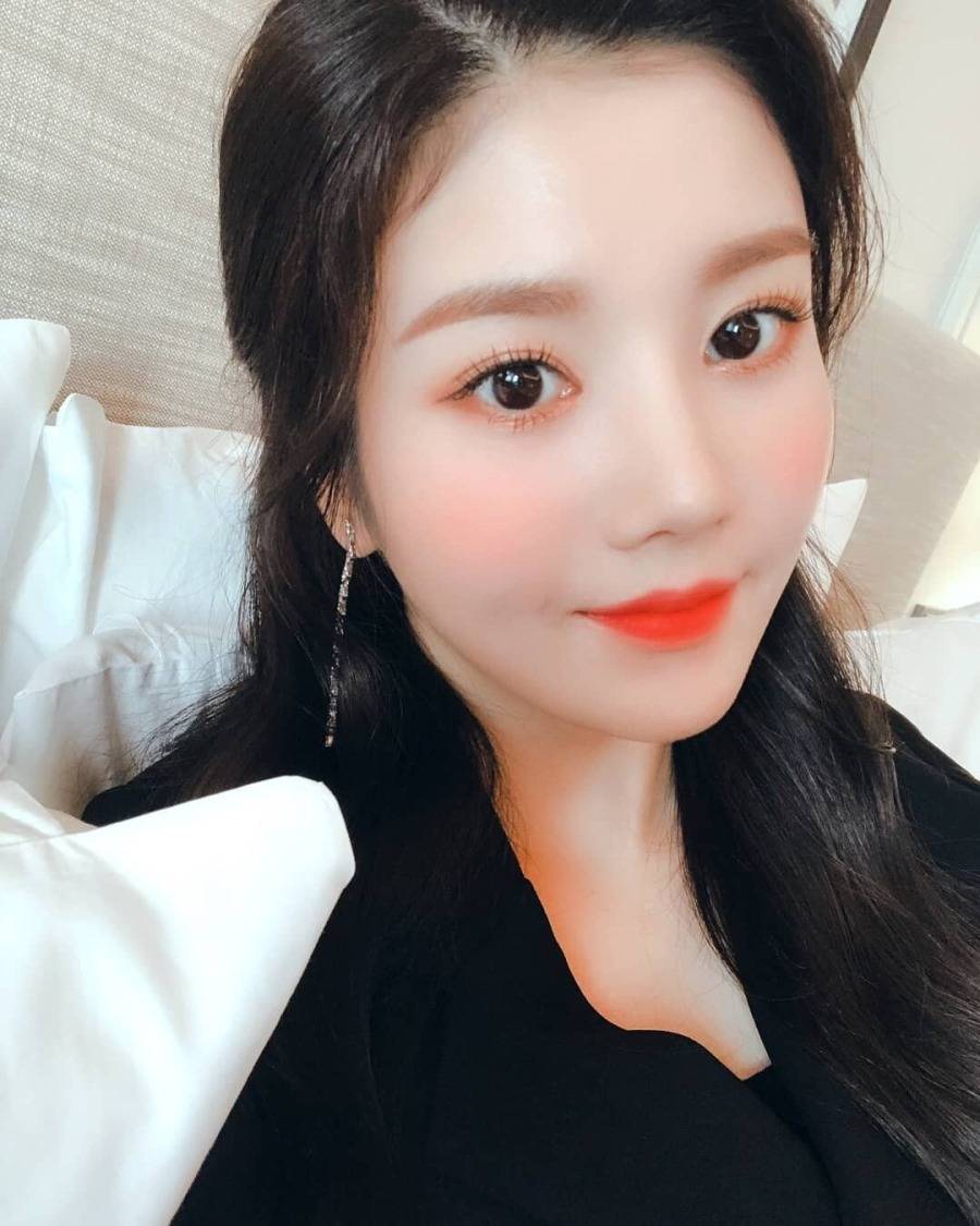 아이즈원 권은비 셀카 | 인스티즈