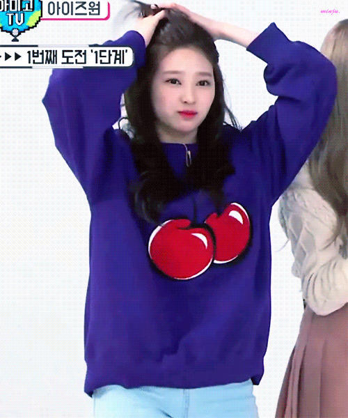 윙크하는 아이즈원 민주 움짤 | 인스티즈