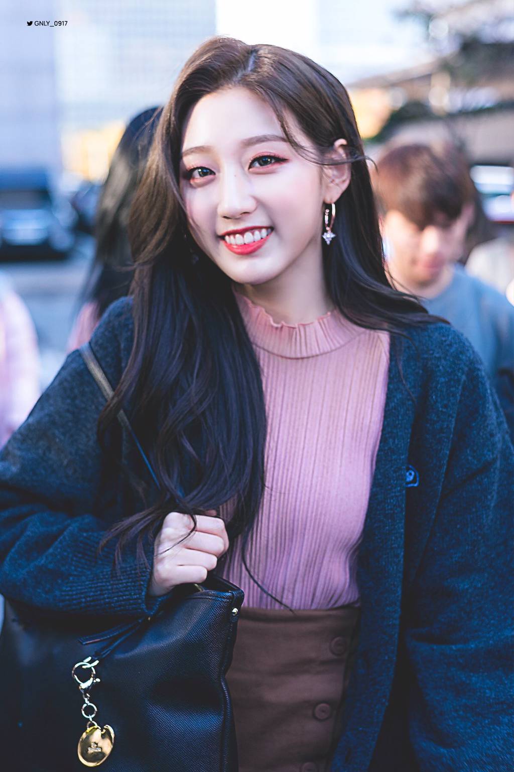 [러블리즈] 오늘 생일파티에 갈 예정이라 예인이 | 인스티즈