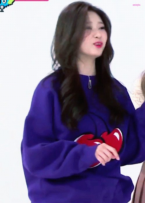 윙크하는 아이즈원 민주 움짤 | 인스티즈