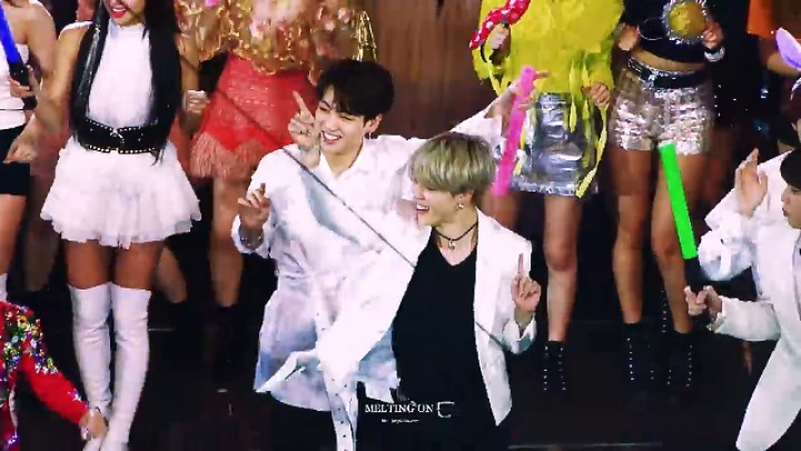 난장판이었던 어제자 방탄소년단 | 인스티즈