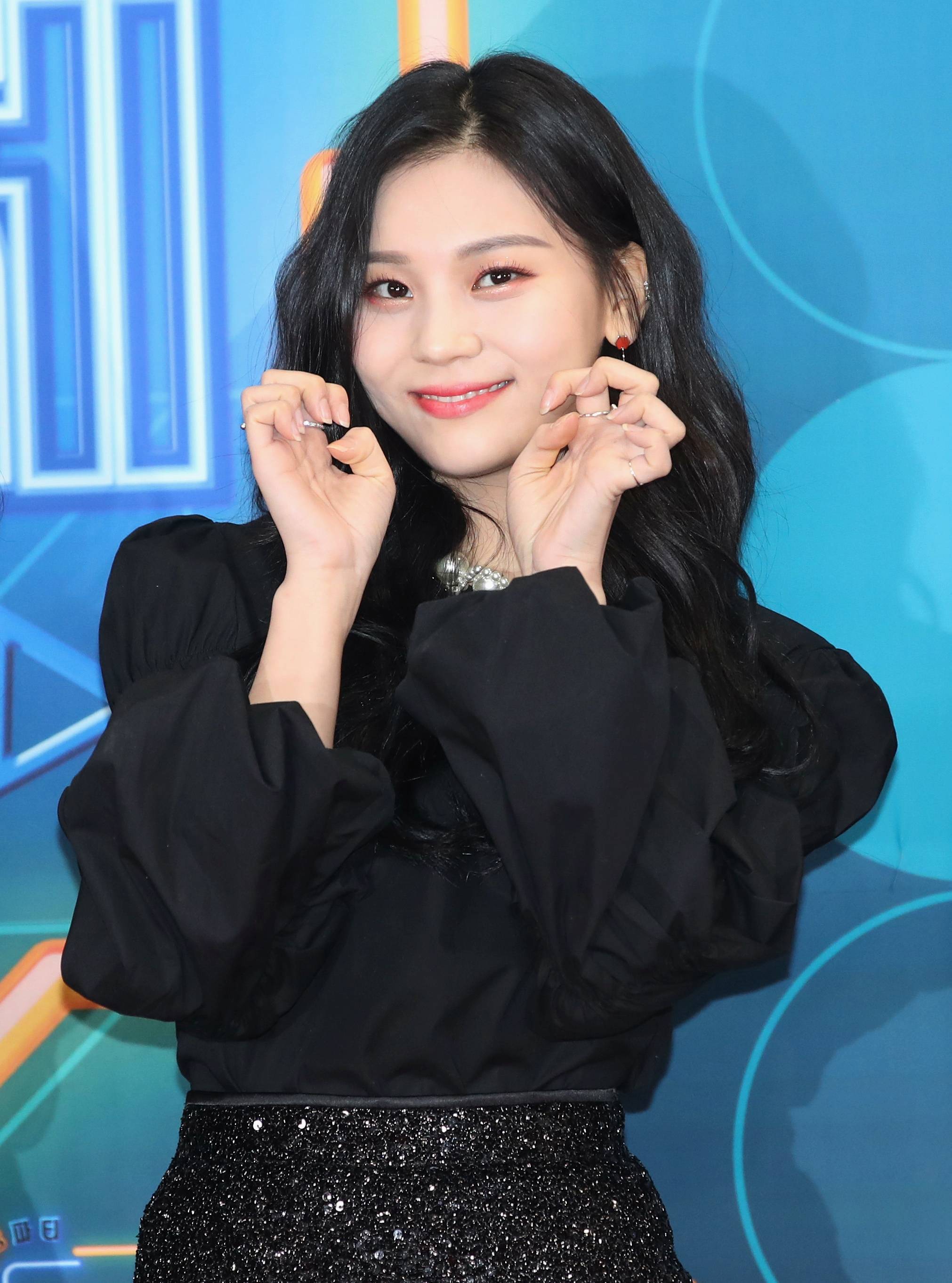 여자친구 가요대축제 래드카펫 고해상도 사진.jpg | 인스티즈