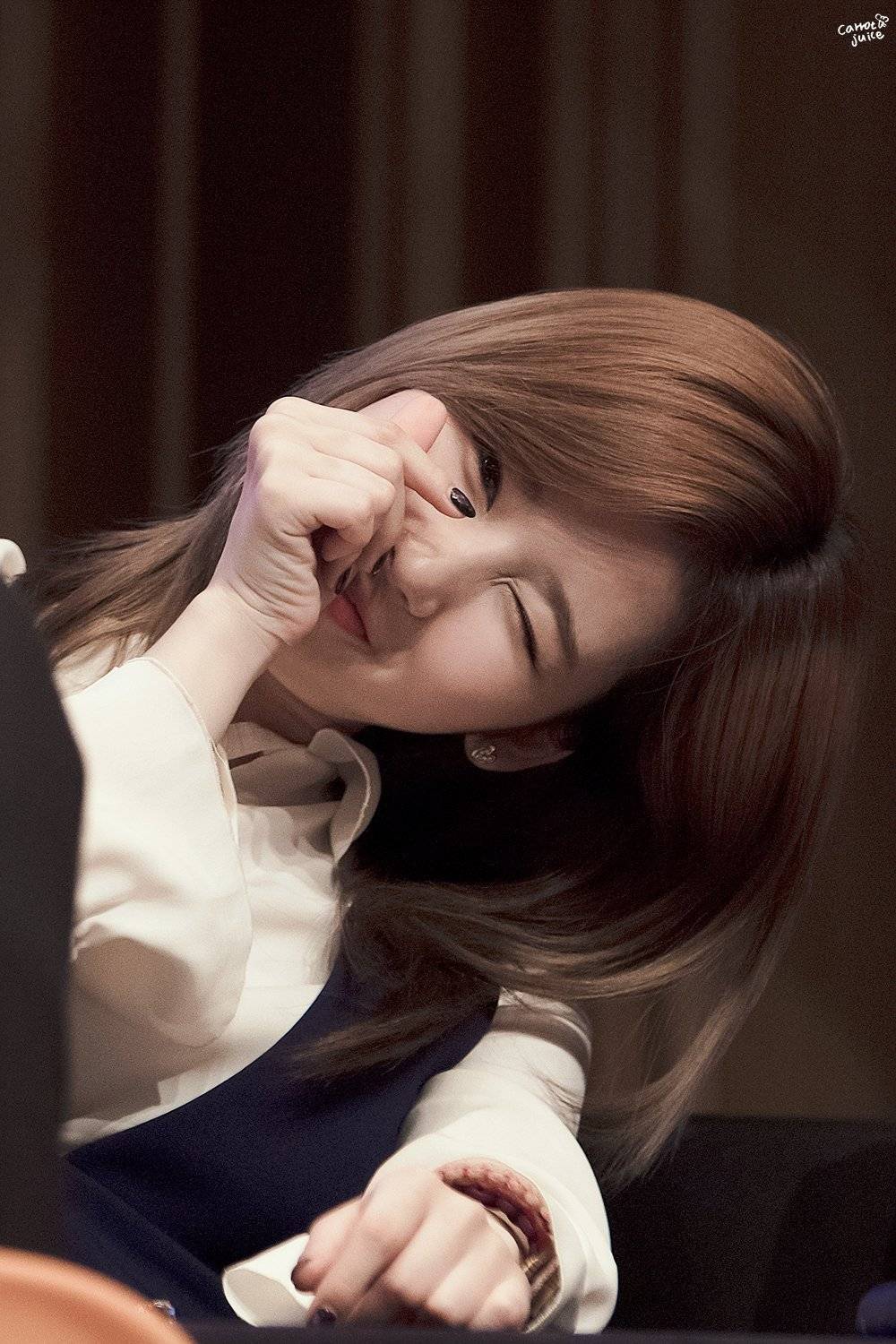 오늘이 생일인 트와이스 사나.jpgif | 인스티즈