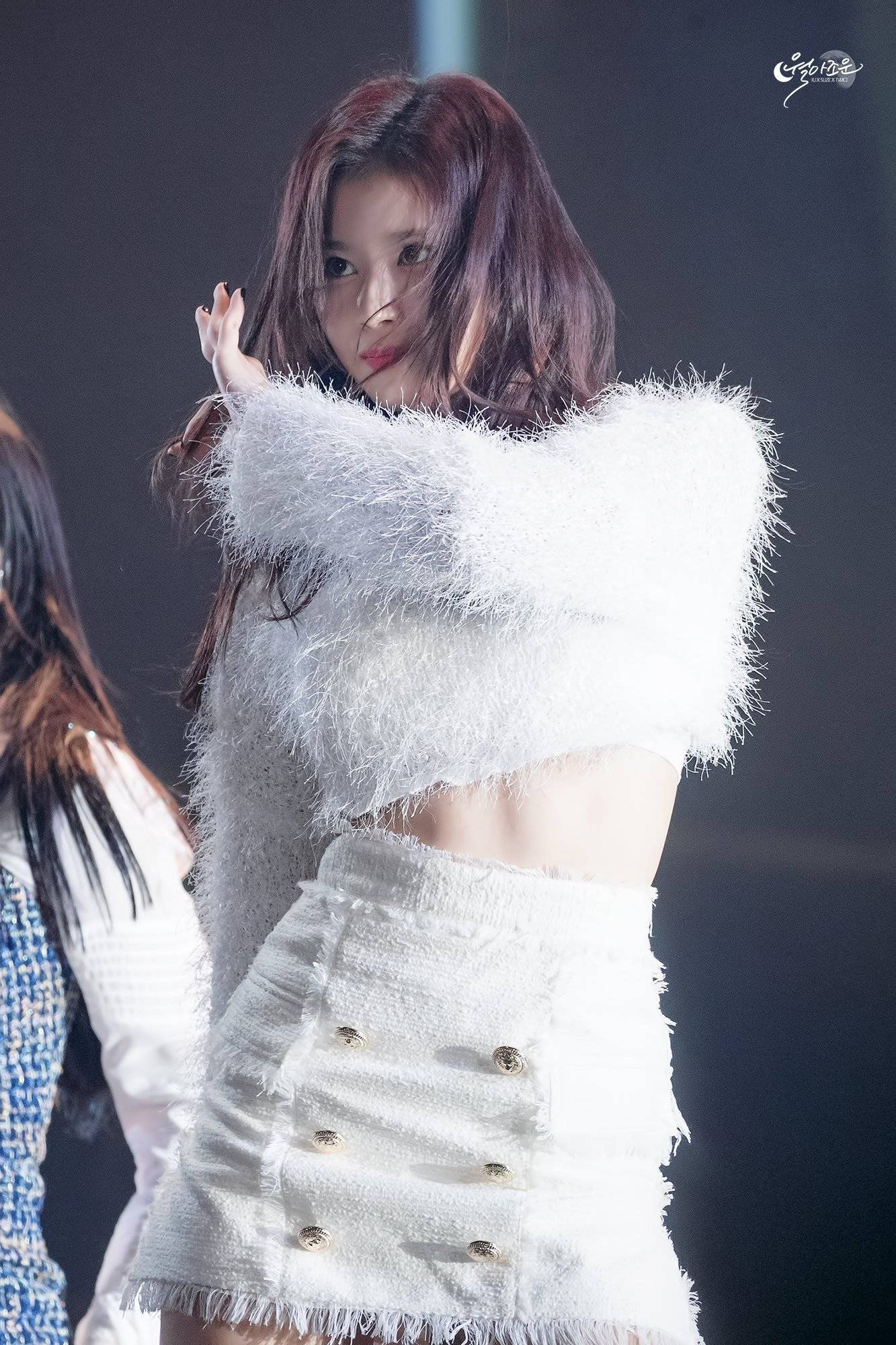 오늘 생일을 맞은 트와이스 사나.jpg | 인스티즈