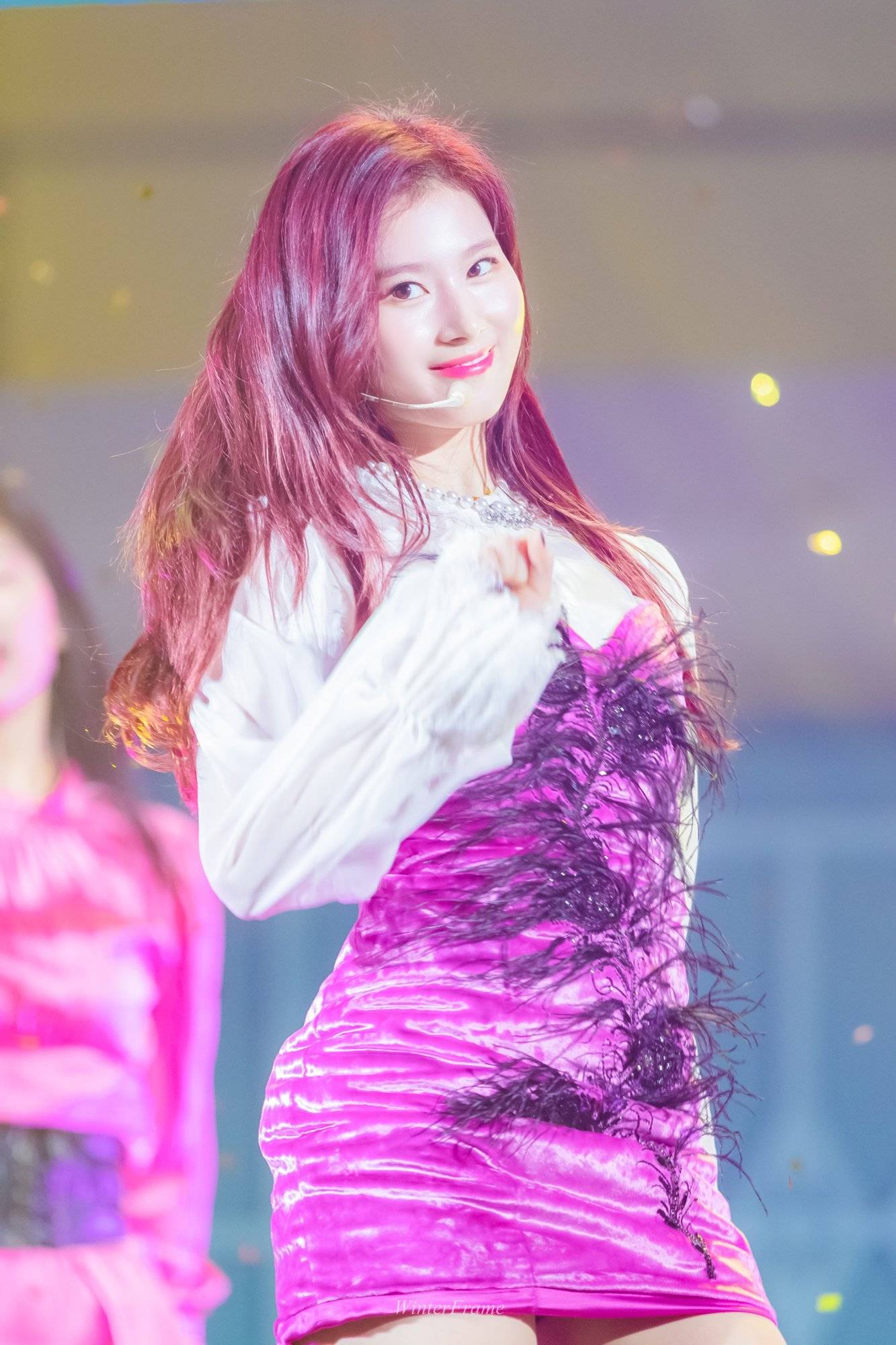 오늘 생일을 맞은 트와이스 사나.jpg | 인스티즈