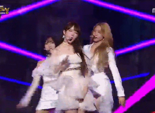 MBC 연기대상 여자친구 밤.gif | 인스티즈