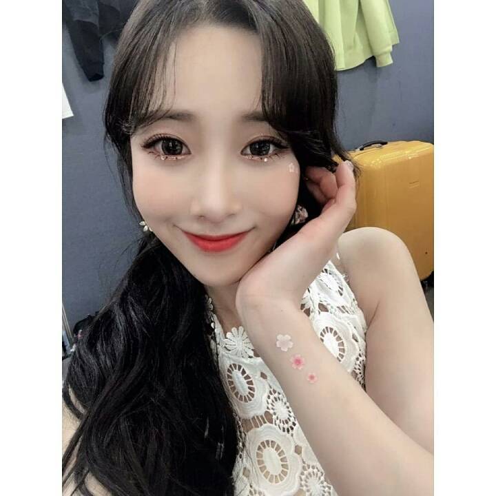 오늘자 러블리즈 인스타 업뎃(지애) | 인스티즈