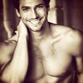 [canyaman] 터키에서 최고의 인기를 달리는 있는 변호사 출신 배우(동생이지만 오빠라고 부르싶긔~♥) | 인스티즈