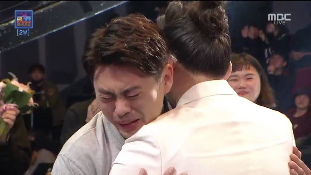 MBC 방송연예대상 이영자 수상에 오열하는 송팀장님 ㅠㅠㅠ | 인스티즈
