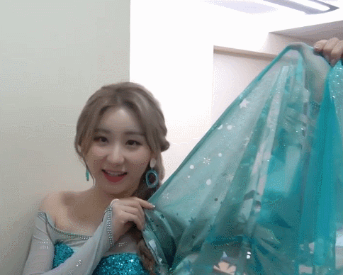 아이즈원 이채연의 근본력 | 인스티즈