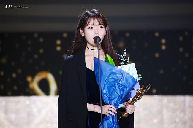 2018시즌 아이유 직찍 모음.jpg | 인스티즈