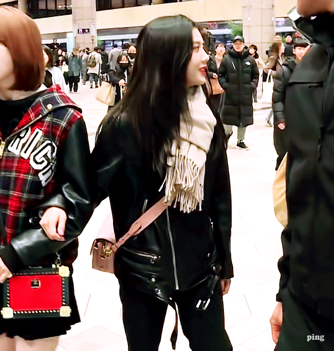 아이즈원) 2019년 기해년 황금돼지의 해니까! 95년생 돼지띠 권은비 | 인스티즈