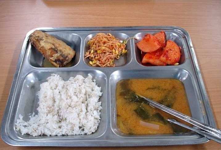 짬타이거도 욕하는 군대 최악의 식단 5대장.jpg | 인스티즈