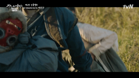 [왕이된남자] 스페셜 방송에 나온 여진구 1인 2역 연기.gif | 인스티즈