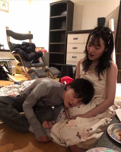 어제, 오늘자 설리 인스타 사진....jpg | 인스티즈