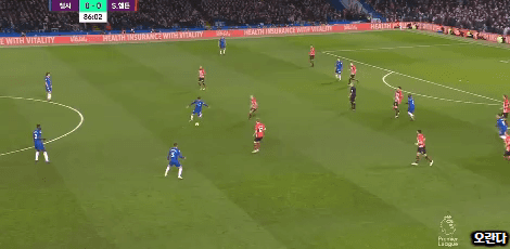 소튼 살려내는 요시다마야의 결정적 수비.gif | 인스티즈