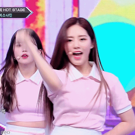 190103 엠카운트다운 프로미스나인 다시만난세계.gif | 인스티즈