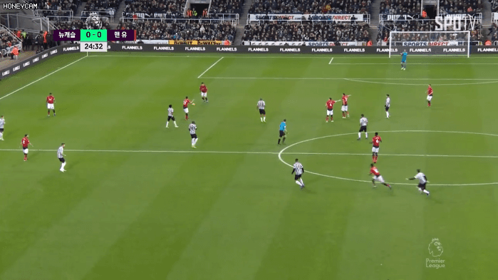 린델로프 중장거리 패스.gif | 인스티즈