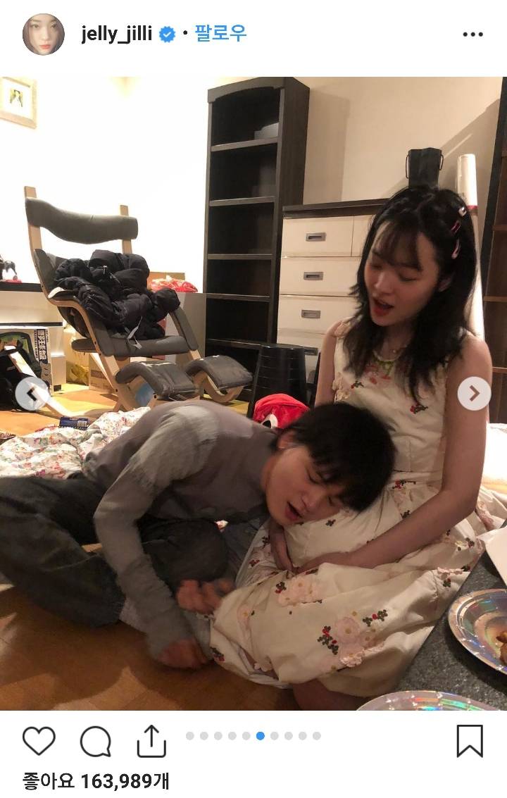 오늘자 설리...논란의 사진..jpg | 인스티즈