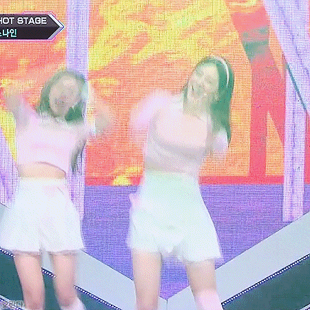 190103 엠카운트다운 프로미스나인 다시만난세계.gif | 인스티즈