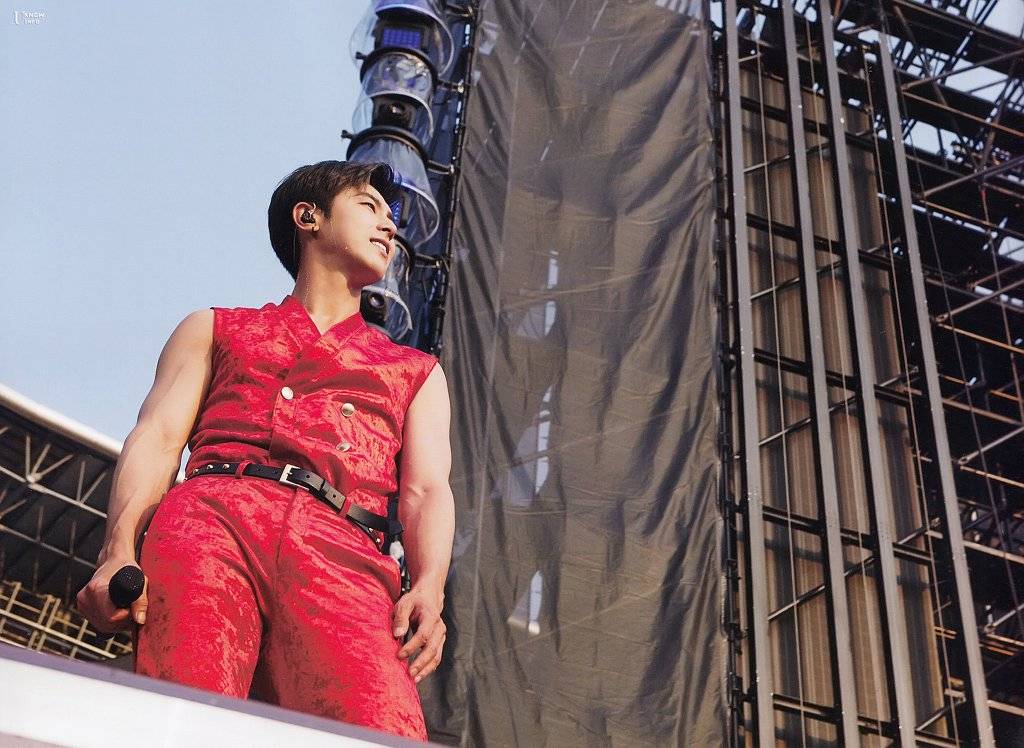 [동방신기] 유노윤호 한국 vs 일본 무대 스타일링 | 인스티즈