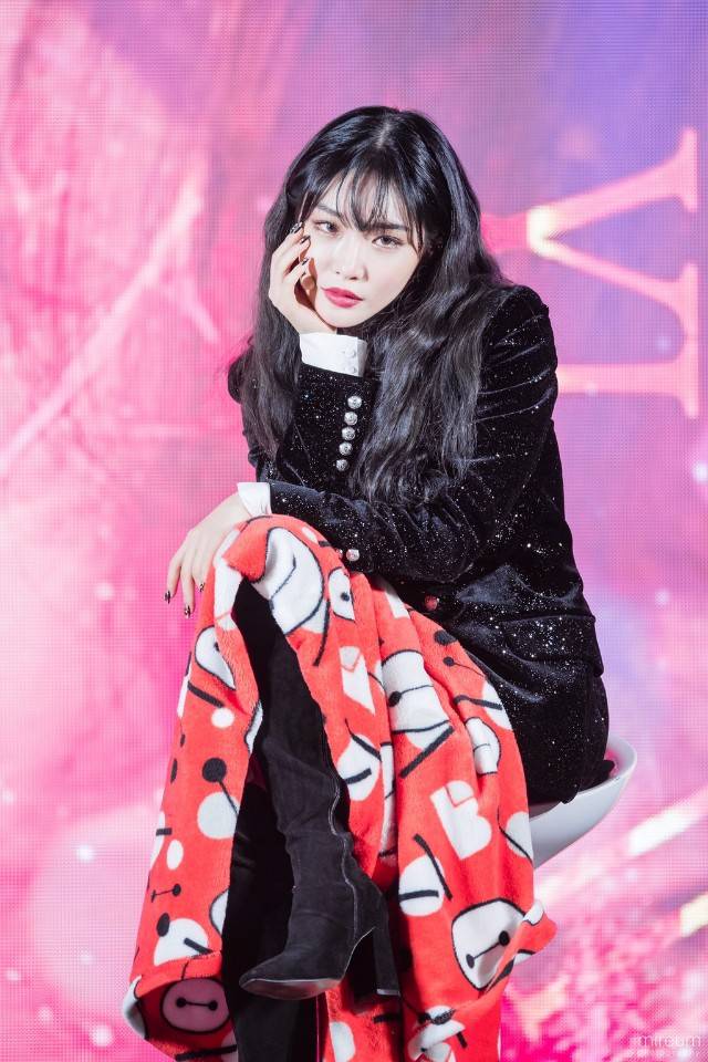 앞머리있는 청하 | 인스티즈