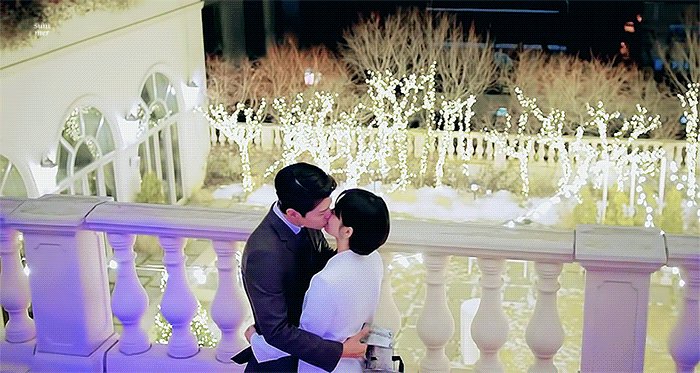 최근 송혜교 &amp; 박보검이 찍은 4번의 키스씬 수위 ㄷㄷㄷ.gif | 인스티즈