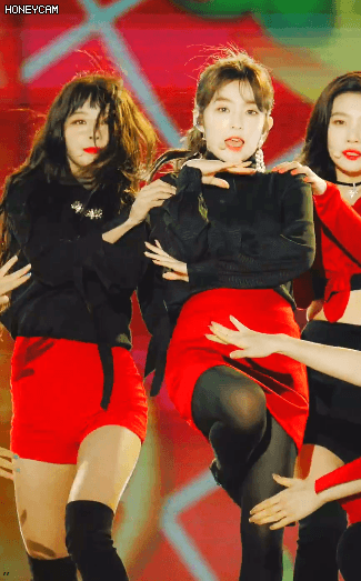 블랙과 레드가 잘 어울리는 아이린.gif | 인스티즈