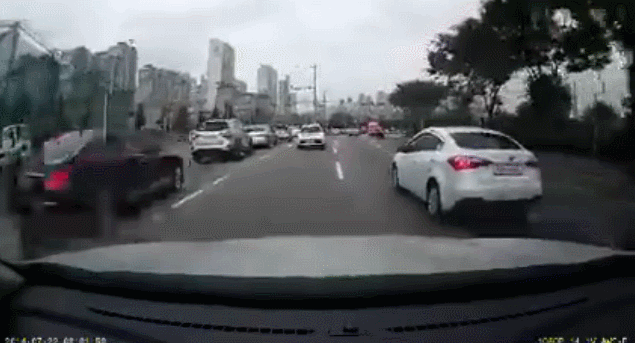 난데없는 4연타.gif | 인스티즈