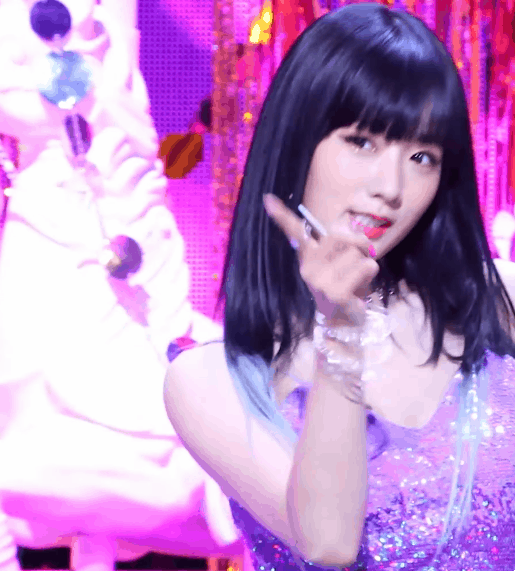 진지 할때는 정말 이쁜 아이돌.jpgif | 인스티즈