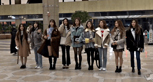 일본으로 출국하는 프로미스나인 | 인스티즈