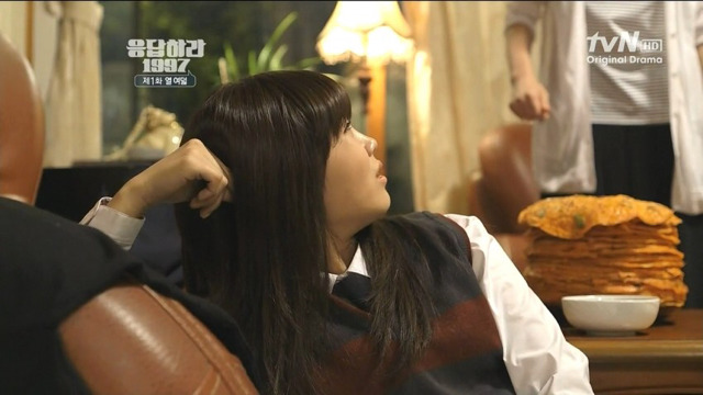 [응답하라1997] 이우정작가가 1,2회 약 빨고 쓴 증거.jpg | 인스티즈